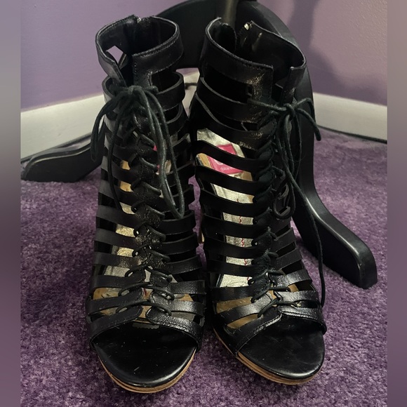 Stylish open-toe, lace-up, booties with tons of detail! - Picture 6 of 6